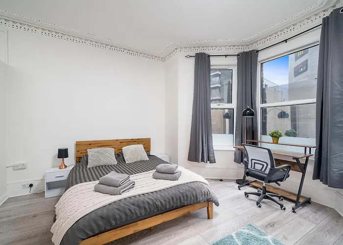 Cozy & Comfy Woodgreen Station Apartment 2Br 2Mins To Metro 20Mins To Central London