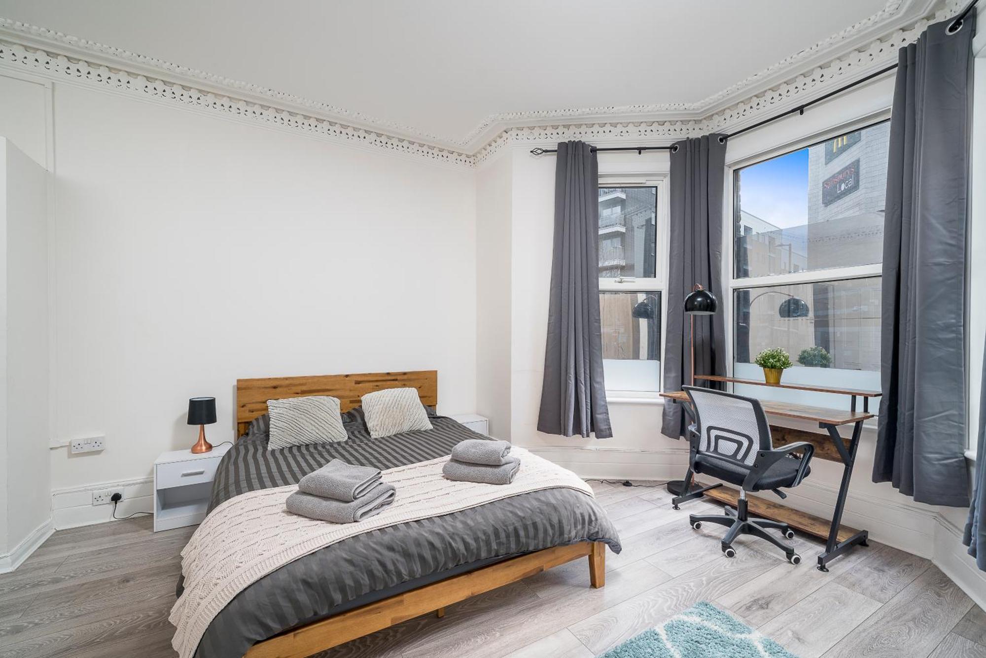 Cozy & Comfy Woodgreen Station 2br 2mins To Metro 20mins To London
